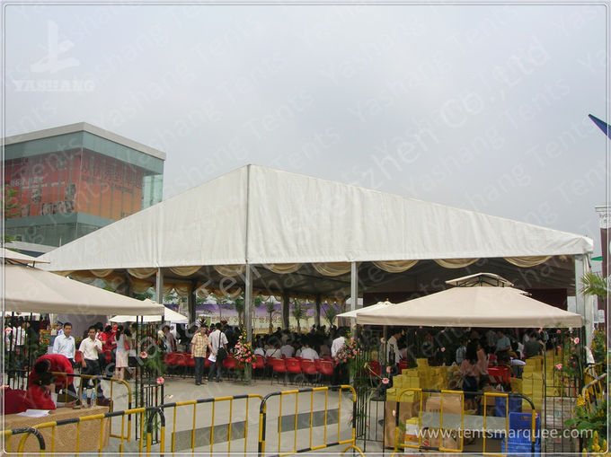 Профессиональный 300 мест ясные шатры пяди огнезащитных 15x30 M для церемонии открытия